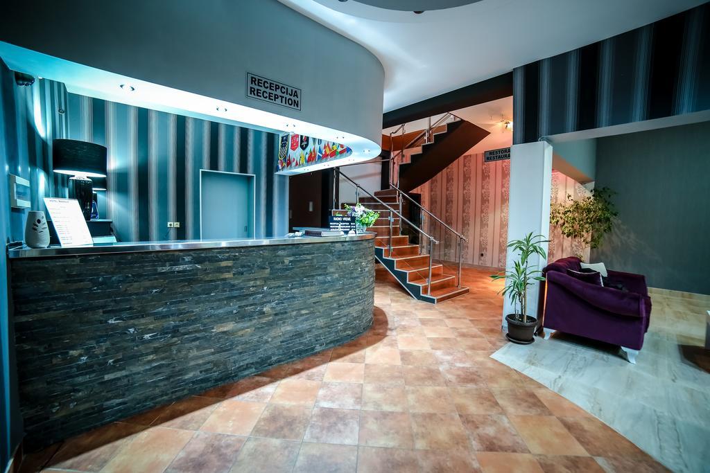Garni Hotel Radovic Kragujevac Exterior foto